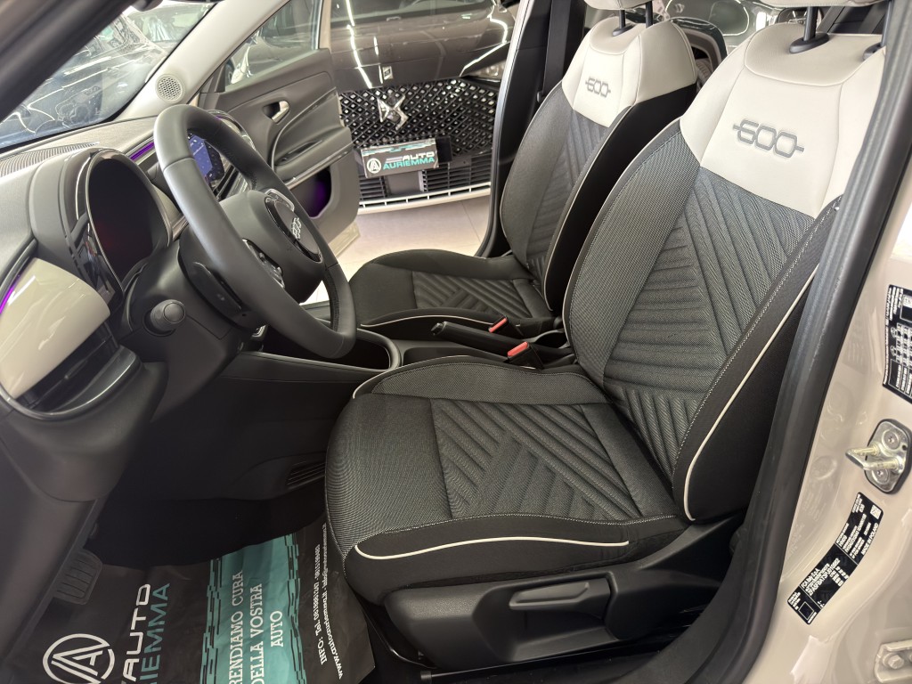 FIAT 600 1200 HYBRID 110 CV ICON KM 5240